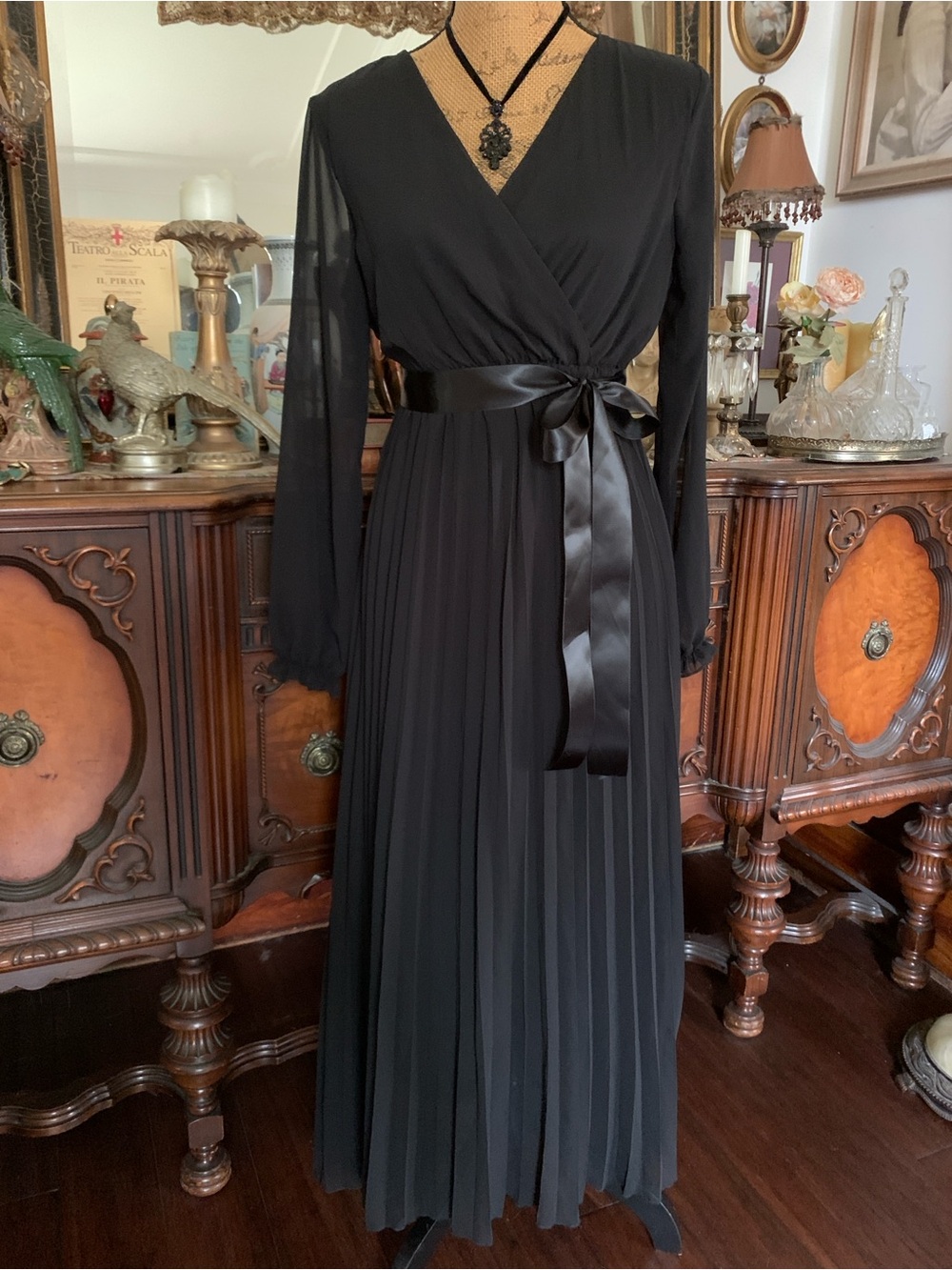 Pre-loved Glamorous Romantic Classic Gothic Black Pleated Chiffon Dress